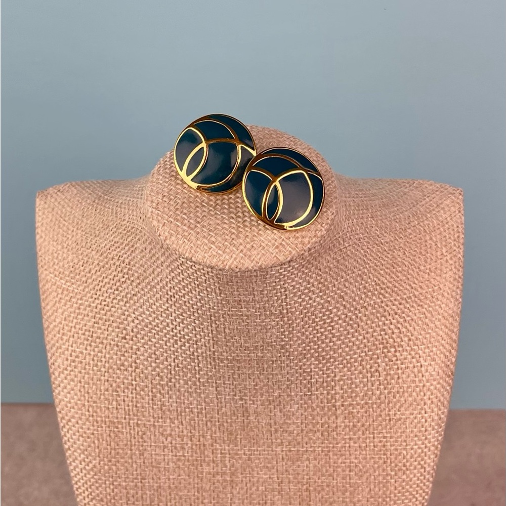 Vintage Monet Retro Deep‑Blue Swirl Dome Pierced Earrings